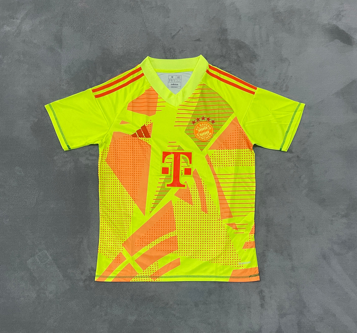 Bayern Munich Goalkeeper Yellow Football Shirt